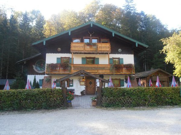 Kampenwand Hikes with meeting point at the Zauberwald-Ramsau Restaurant